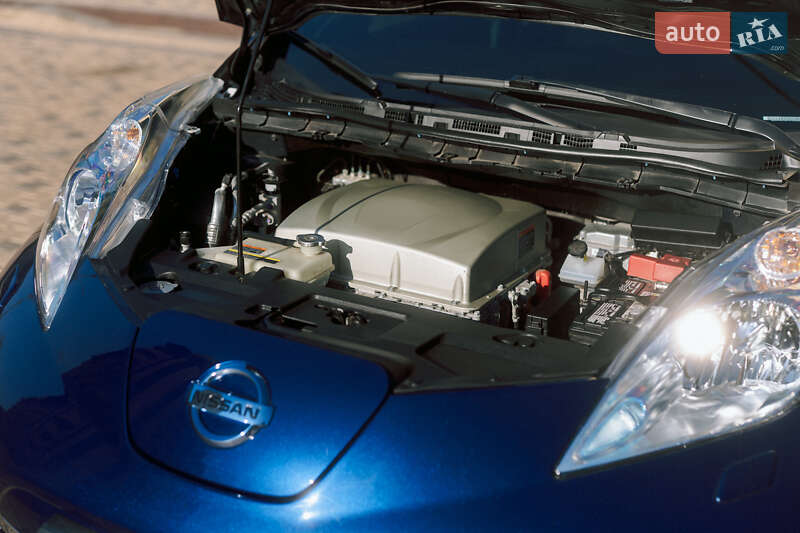 Хэтчбек Nissan Leaf 2016 в Измаиле фото 16 Хэтчбек Nissan Leaf 2016 в Измаиле