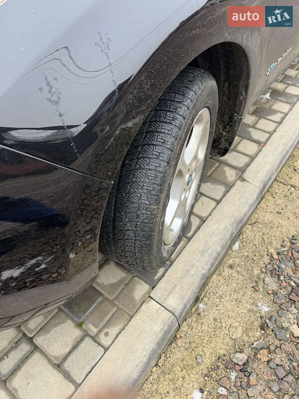 Хэтчбек Nissan Leaf 2013 в Одессе фото 14 Хэтчбек Nissan Leaf 2013 в Одессе