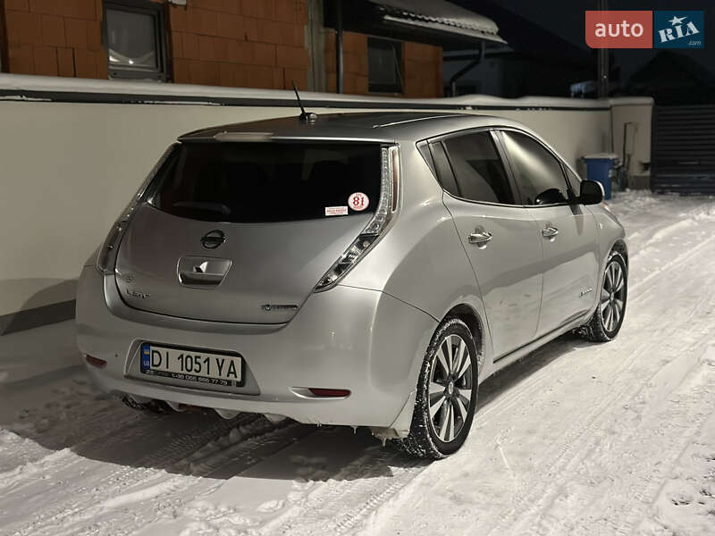 Хэтчбек Nissan Leaf 2014 в Ужгороде