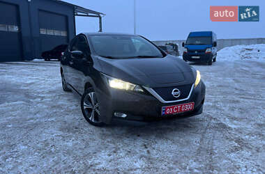 Хетчбек Nissan Leaf 2018 в Володимирі