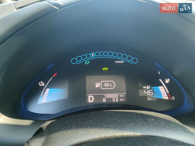 Хетчбек Nissan Leaf 2013 в Полтаві фото 19 Хетчбек Nissan Leaf 2013 в Полтаві