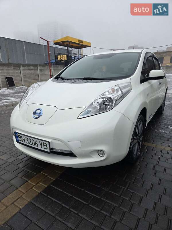 Хэтчбек Nissan Leaf 2016 в Одессе фото 5 Хэтчбек Nissan Leaf 2016 в Одессе