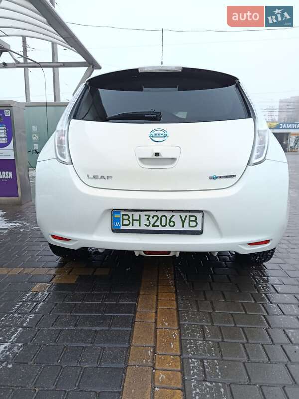 Хэтчбек Nissan Leaf 2016 в Одессе фото 15 Хэтчбек Nissan Leaf 2016 в Одессе