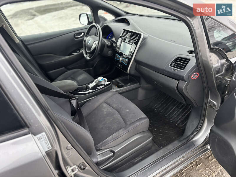 Хетчбек Nissan Leaf 2014 в Володимирі