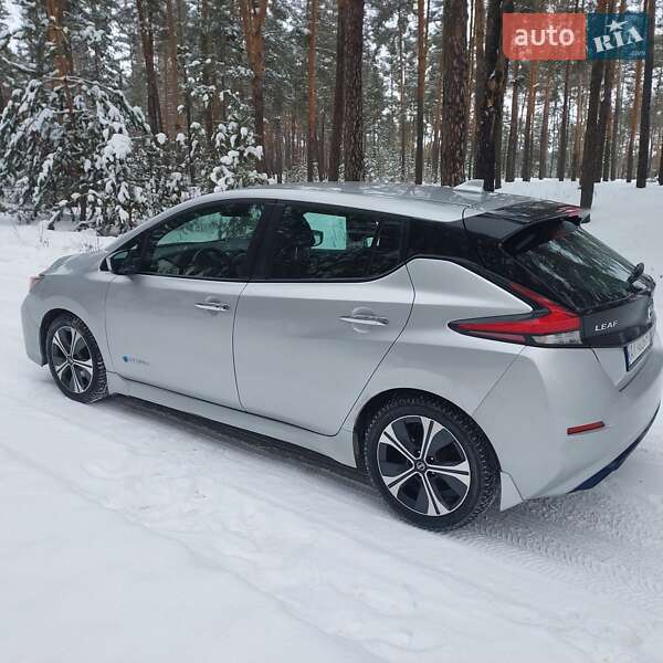 Хэтчбек Nissan Leaf 2018 в Харькове
