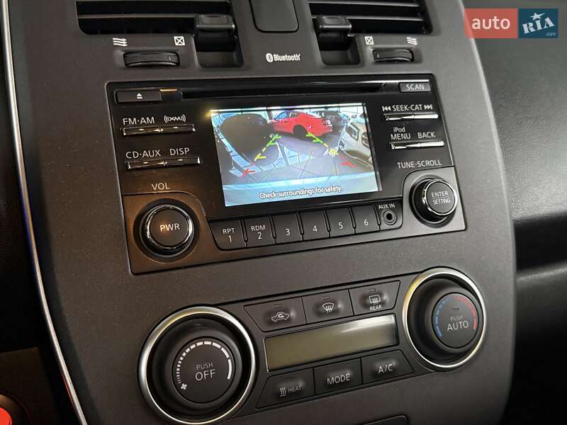 Хетчбек Nissan Leaf 2015 в Одесі