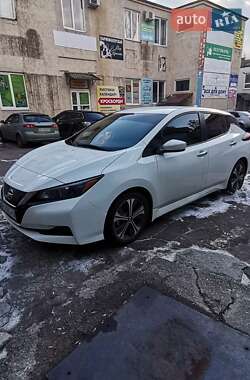 Хэтчбек Nissan Leaf 2020 в Запорожье