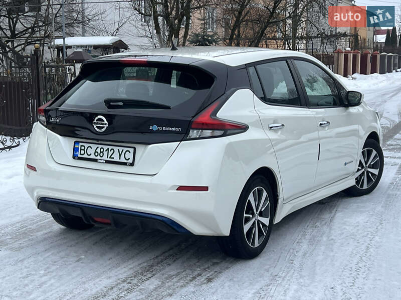 Хетчбек Nissan Leaf 2020 в Самборі