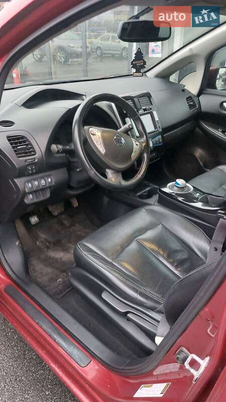 Хетчбек Nissan Leaf 2015 в Житомирі фото 13 Хетчбек Nissan Leaf 2015 в Житомирі