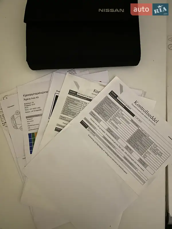 Хетчбек Nissan Leaf 2015 в Дніпрі документ