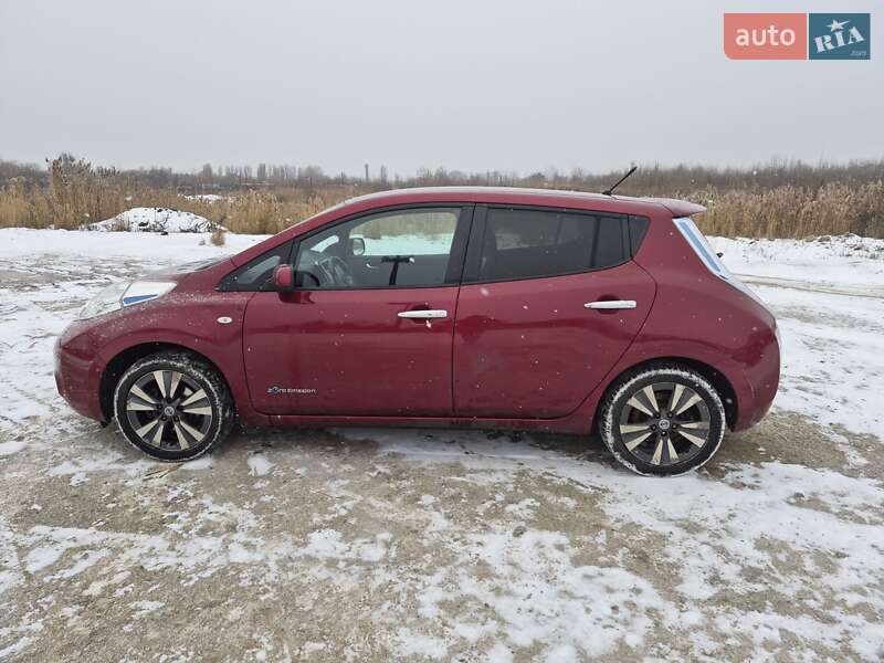 Хэтчбек Nissan Leaf 2013 в Виннице фото 6 Хэтчбек Nissan Leaf 2013 в Виннице