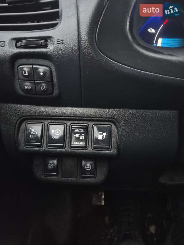 Хэтчбек Nissan Leaf 2013 в Виннице фото 21 Хэтчбек Nissan Leaf 2013 в Виннице