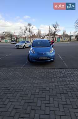 Хэтчбек Nissan Leaf 2013 в Николаеве