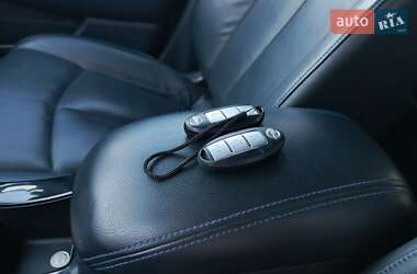 Хэтчбек Nissan Leaf 2014 в Жовкве