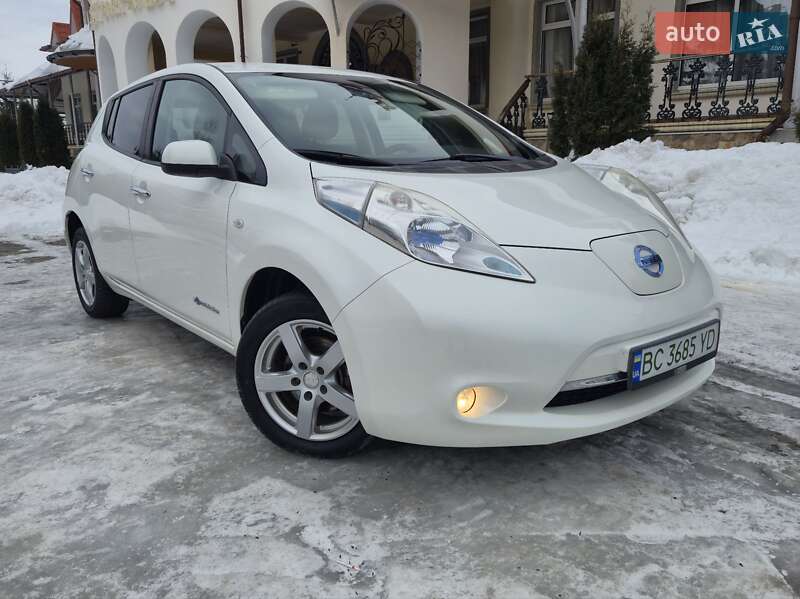 Хэтчбек Nissan Leaf 2014 в Золочеве