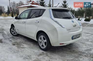 Хэтчбек Nissan Leaf 2014 в Золочеве