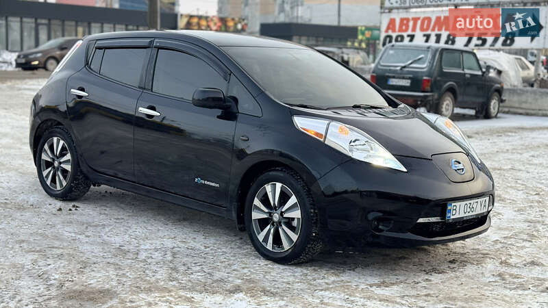 Хетчбек Nissan Leaf 2015 в Полтаві