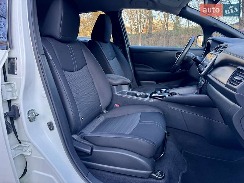 Хетчбек Nissan Leaf 2019 в Дрогобичі