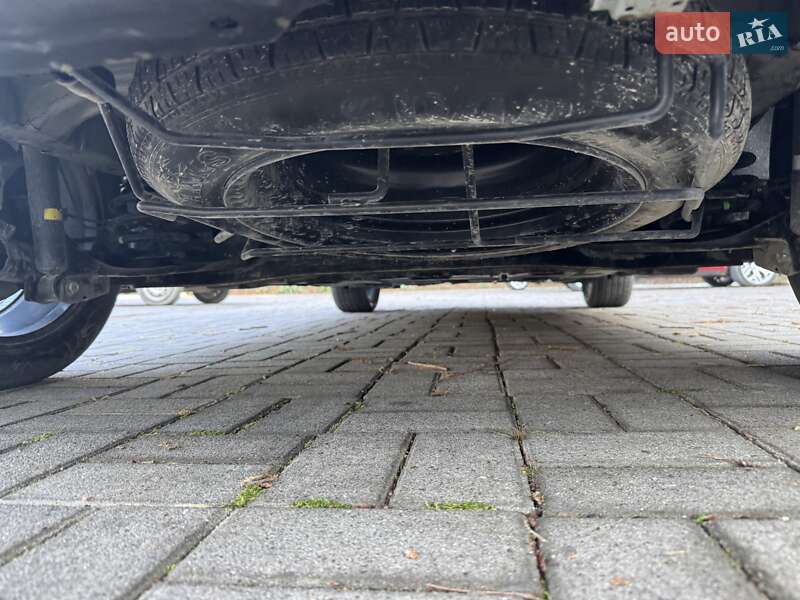 Хетчбек Nissan Leaf 2019 в Дрогобичі