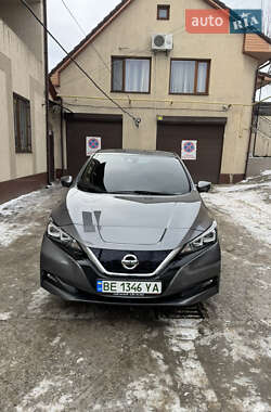 Хэтчбек Nissan Leaf 2018 в Николаеве