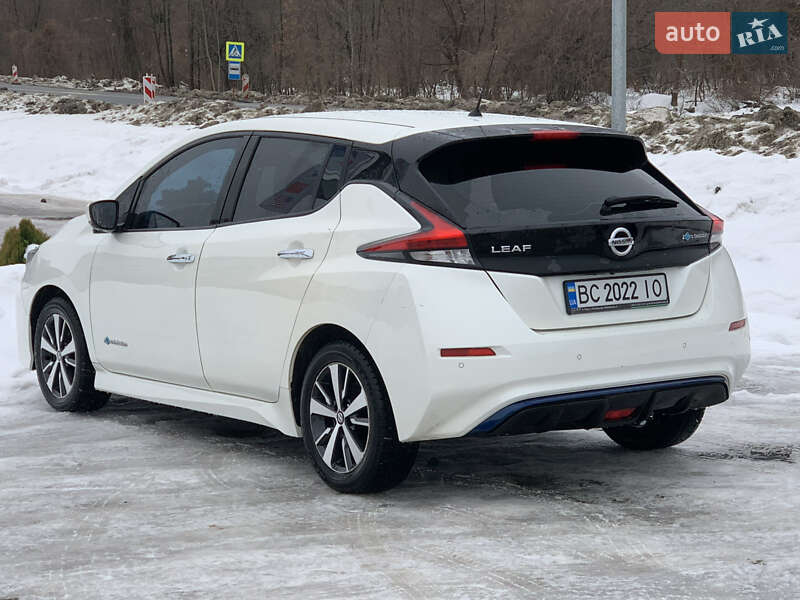Хэтчбек Nissan Leaf 2018 в Львове
