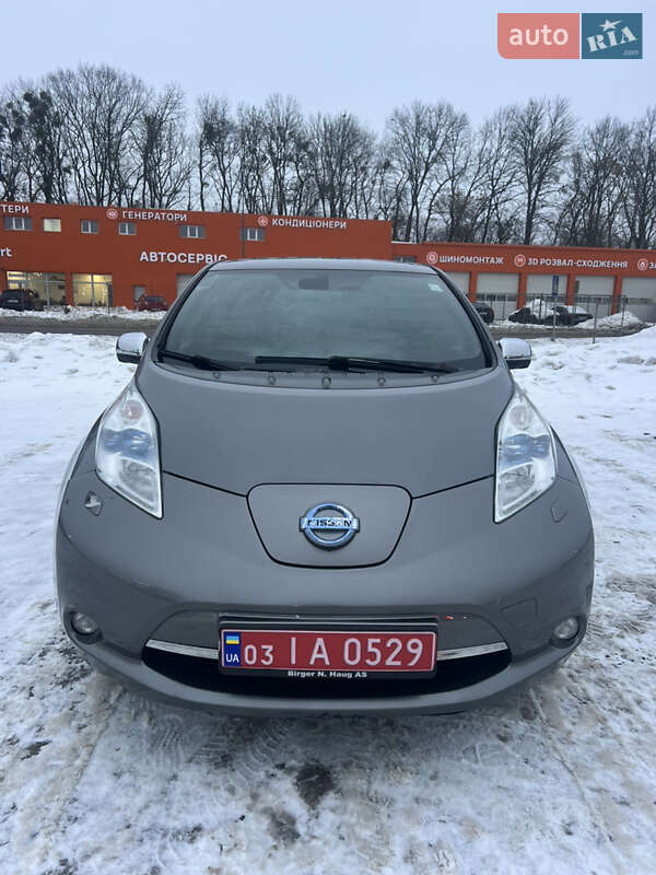 Хетчбек Nissan Leaf 2014 в Луцьку фото 2 Хетчбек Nissan Leaf 2014 в Луцьку