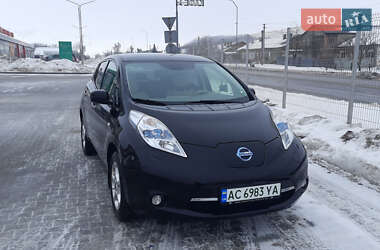 Хэтчбек Nissan Leaf 2012 в Нововолынске