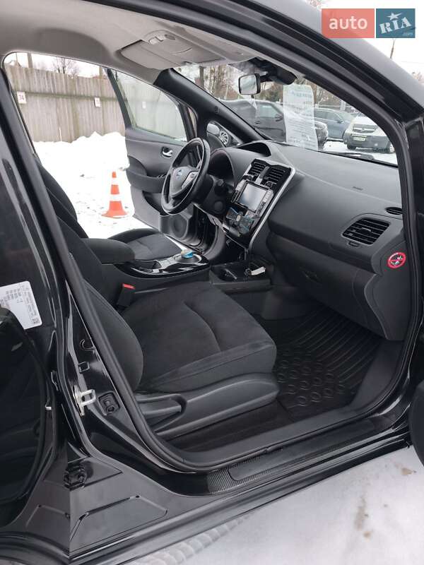 Хетчбек Nissan Leaf 2014 в Луцьку