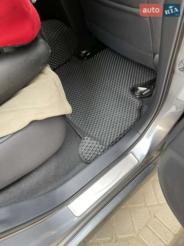 Хетчбек Nissan Leaf 2018 в Одесі фото 32 Хетчбек Nissan Leaf 2018 в Одесі