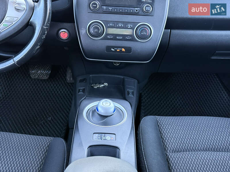 Хэтчбек Nissan Leaf 2015 в Тернополе фото 44 Хэтчбек Nissan Leaf 2015 в Тернополе
