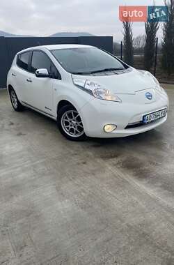 Хэтчбек Nissan Leaf 2014 в Ужгороде