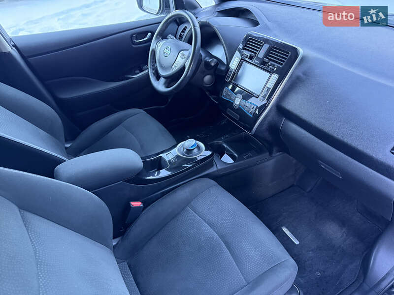 Хэтчбек Nissan Leaf 2017 в Киеве фото 27 Хэтчбек Nissan Leaf 2017 в Киеве