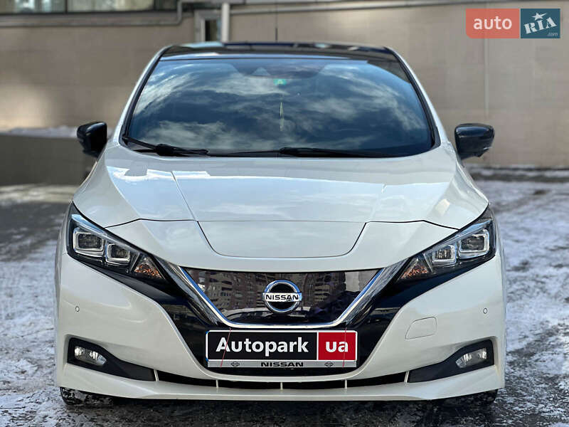 Хетчбек Nissan Leaf 2018 в Одесі