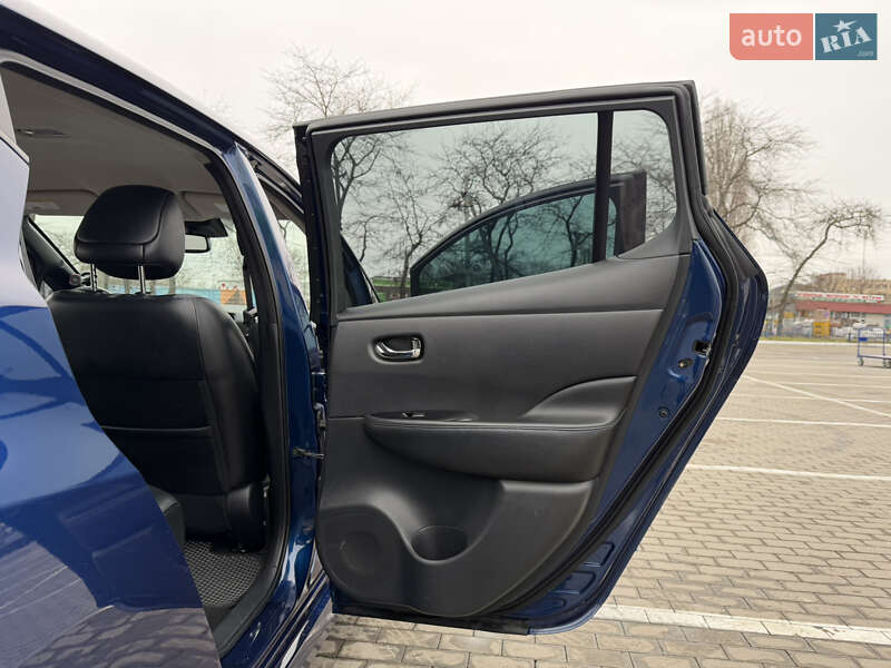 Хэтчбек Nissan Leaf 2018 в Одессе фото 28 Хэтчбек Nissan Leaf 2018 в Одессе