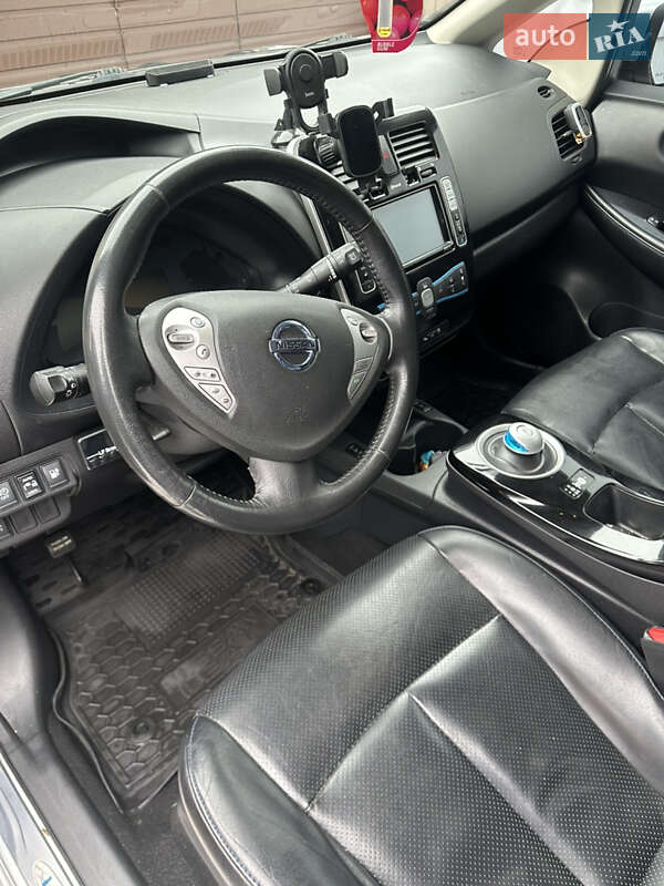 Хэтчбек Nissan Leaf 2015 в Киеве фото 4 Хэтчбек Nissan Leaf 2015 в Киеве
