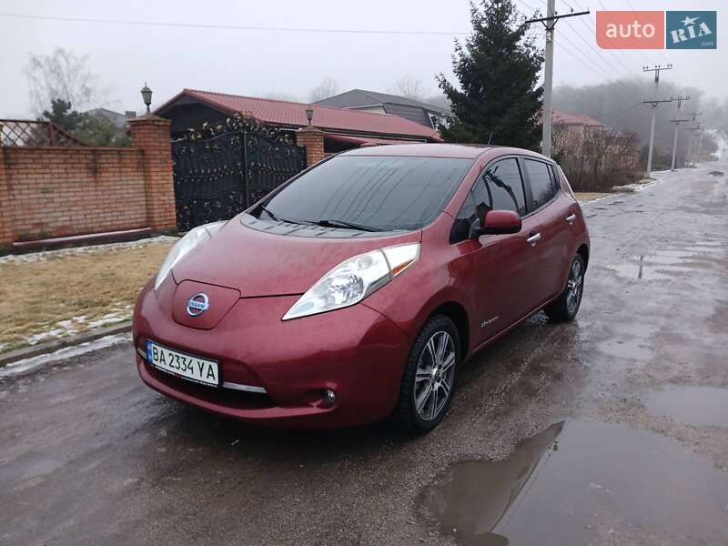 Хетчбек Nissan Leaf 2015 в Кропивницькому фото 7 Хетчбек Nissan Leaf 2015 в Кропивницькому