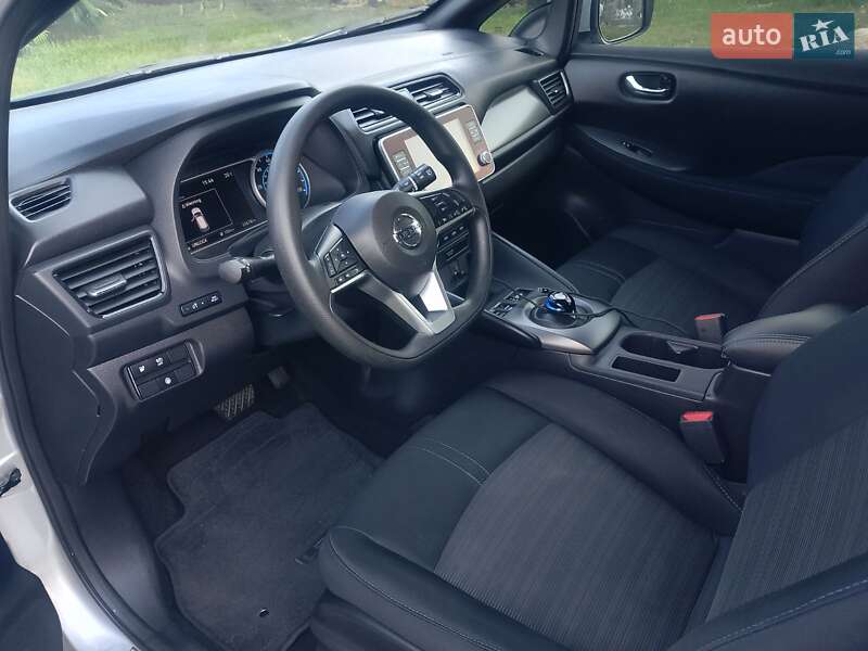 Хэтчбек Nissan Leaf 2022 в Киеве фото 22 Хэтчбек Nissan Leaf 2022 в Киеве
