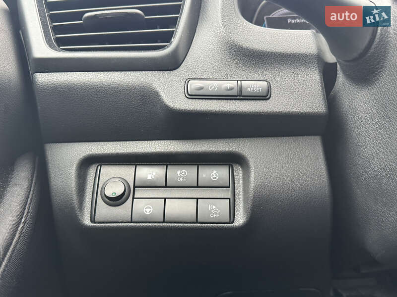 Хэтчбек Nissan Leaf 2018 в Николаеве