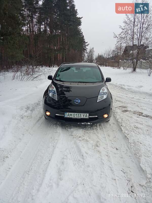 Хэтчбек Nissan Leaf 2013 в Житомире фото 2 Хэтчбек Nissan Leaf 2013 в Житомире