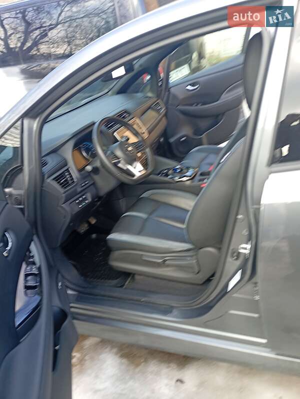 Хэтчбек Nissan Leaf 2018 в Львове