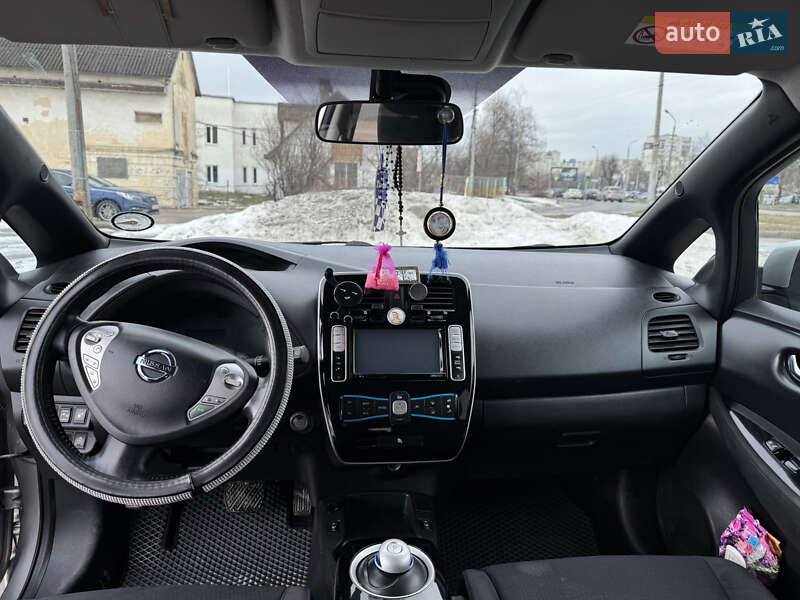 Хэтчбек Nissan Leaf 2015 в Дрогобыче фото 4 Хэтчбек Nissan Leaf 2015 в Дрогобыче