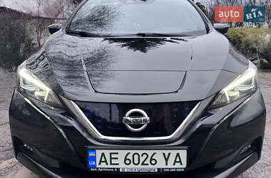 Хетчбек Nissan Leaf 2020 в Дніпрі