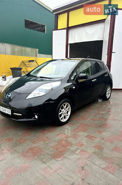 Хэтчбек Nissan Leaf 2012 в Збараже
