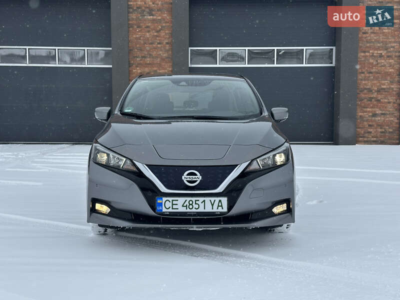 Хэтчбек Nissan Leaf 2022 в Черновцах фото Хэтчбек Nissan Leaf 2022 в Черновцах