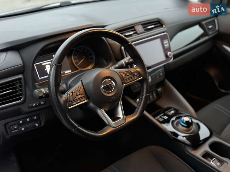 Хэтчбек Nissan Leaf 2022 в Луцке фото 37 Хэтчбек Nissan Leaf 2022 в Луцке