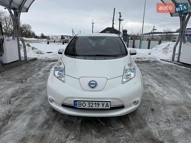 Хэтчбек Nissan Leaf 2015 в Бережанах фото 14 Хэтчбек Nissan Leaf 2015 в Бережанах