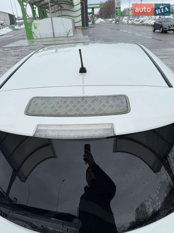 Хэтчбек Nissan Leaf 2015 в Бережанах фото 20 Хэтчбек Nissan Leaf 2015 в Бережанах