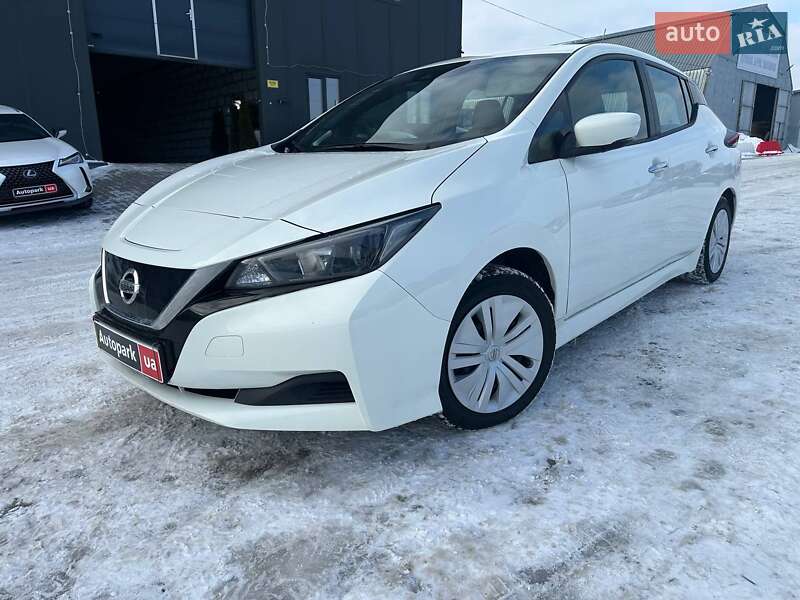 Хэтчбек Nissan Leaf 2021 в Львове фото Хэтчбек Nissan Leaf 2021 в Львове