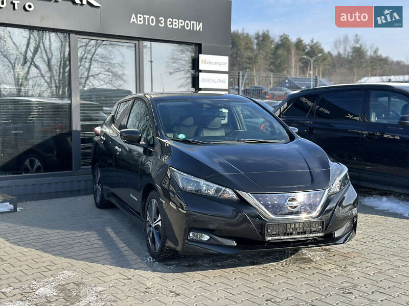 Хэтчбек Nissan Leaf 2018 в Львове