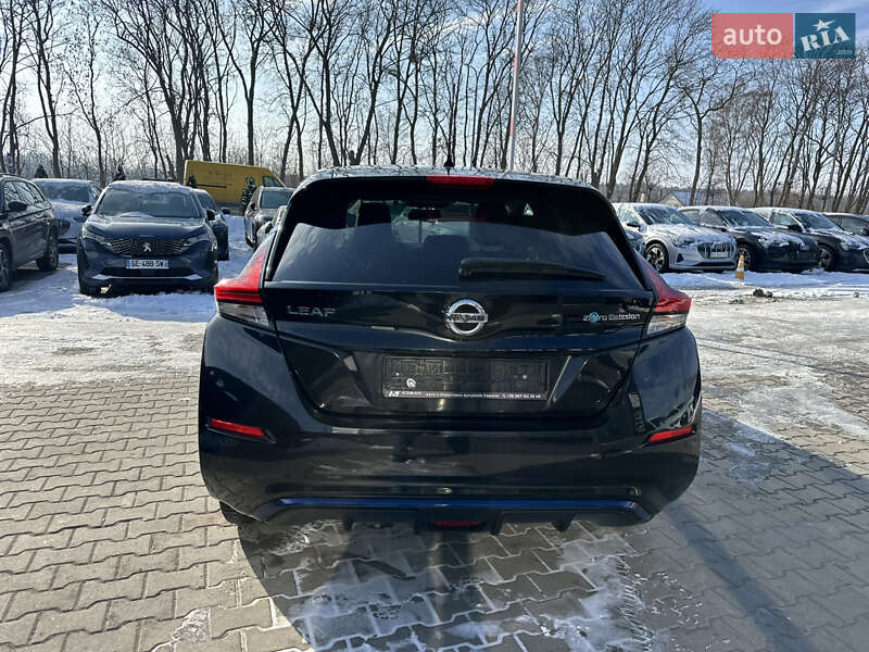 Хэтчбек Nissan Leaf 2018 в Львове